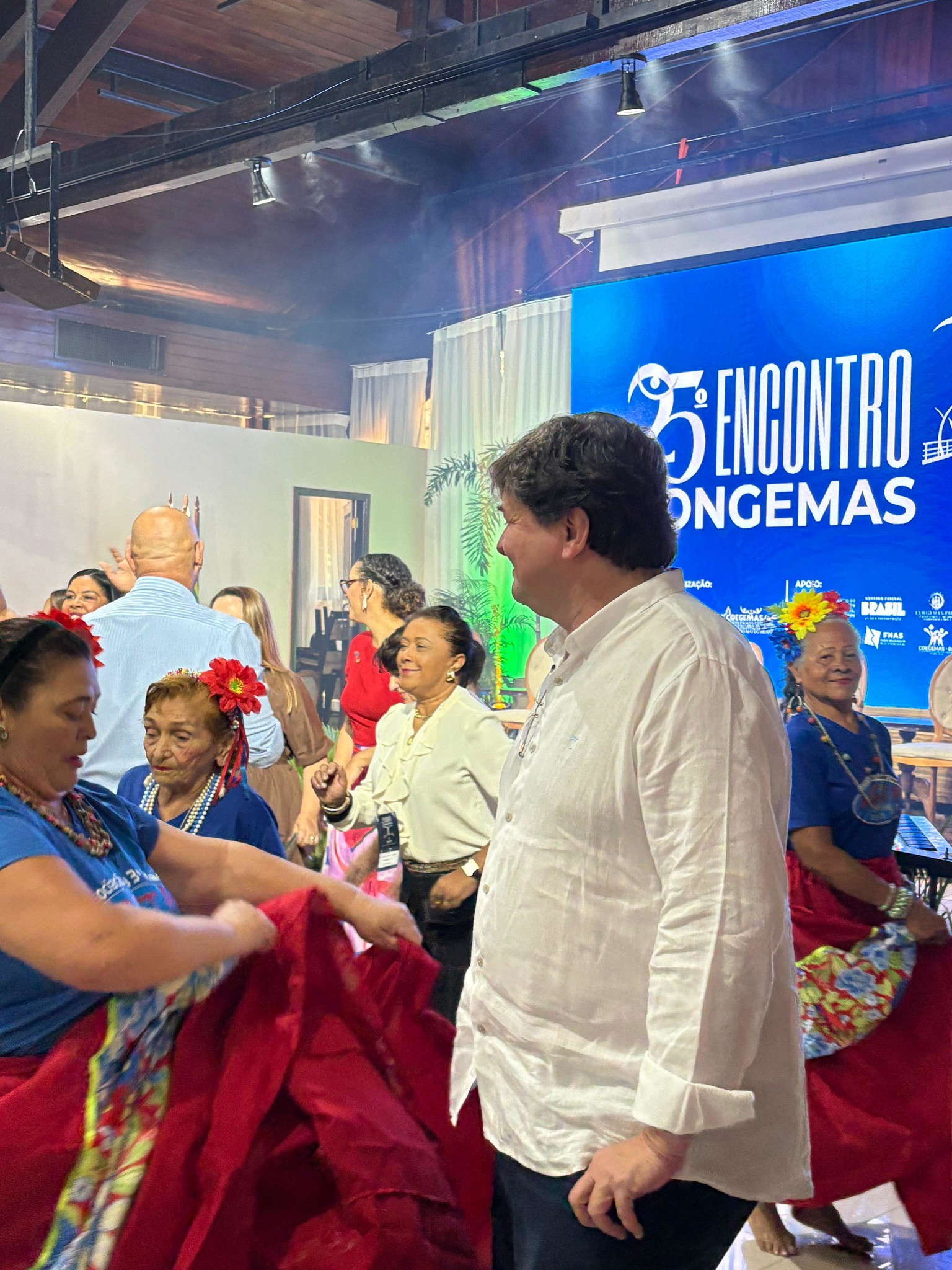Construção coletiva da assistência social